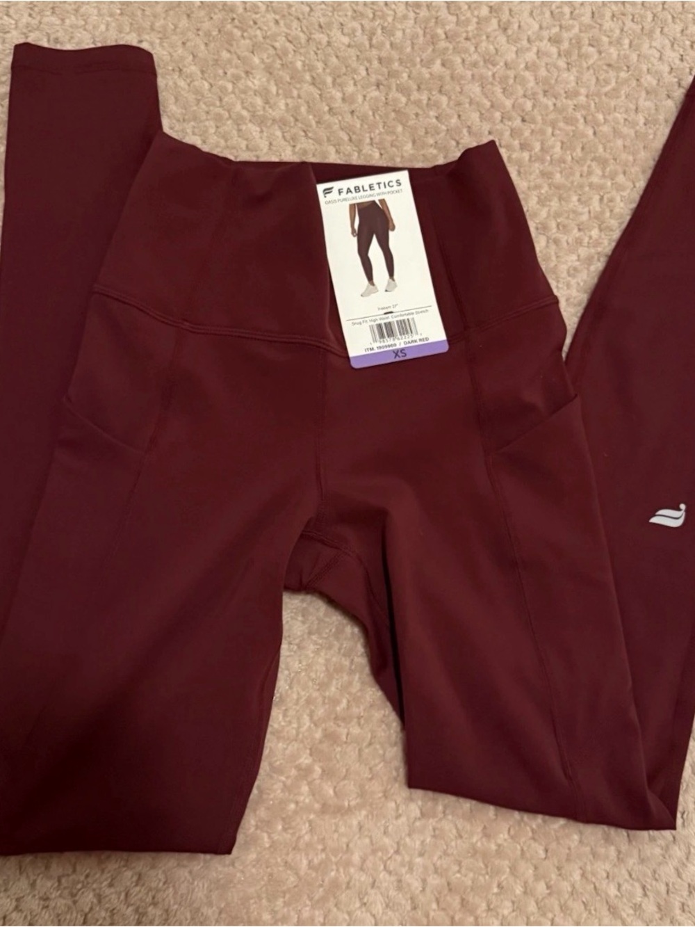 NWT Dark Red Fabletics Oasis Pureluxe high-waisted leggings with pockets size XS